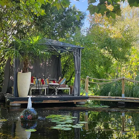 Bnb Erlach Bed and breakfast Erlach