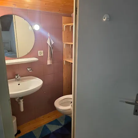 Bnb Erlach Bed and breakfast 3*