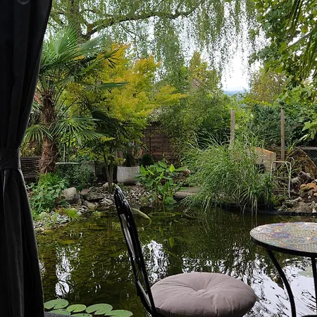 Bnb Erlach Bed and breakfast Erlach