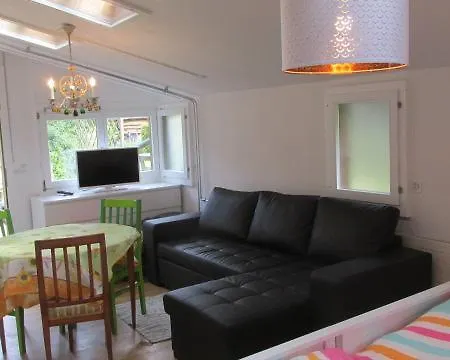 Bnb Erlach Bed and breakfast 3*