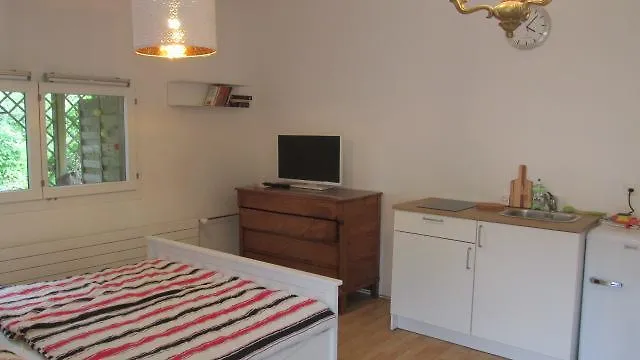 Bnb Erlach Bed and Breakfast