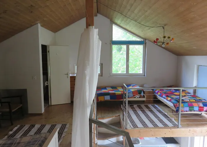 Bnb Erlach Bed & Breakfast Erlach